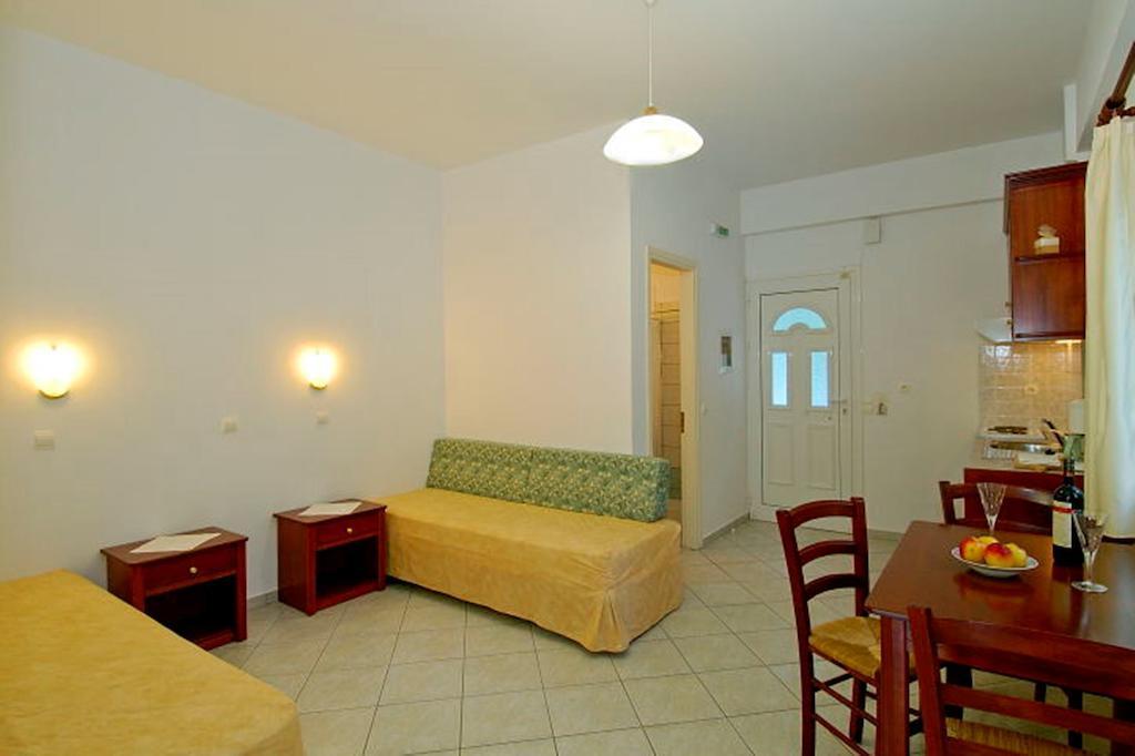 Nikas Villa Orange Apartments  Parga Kamer foto