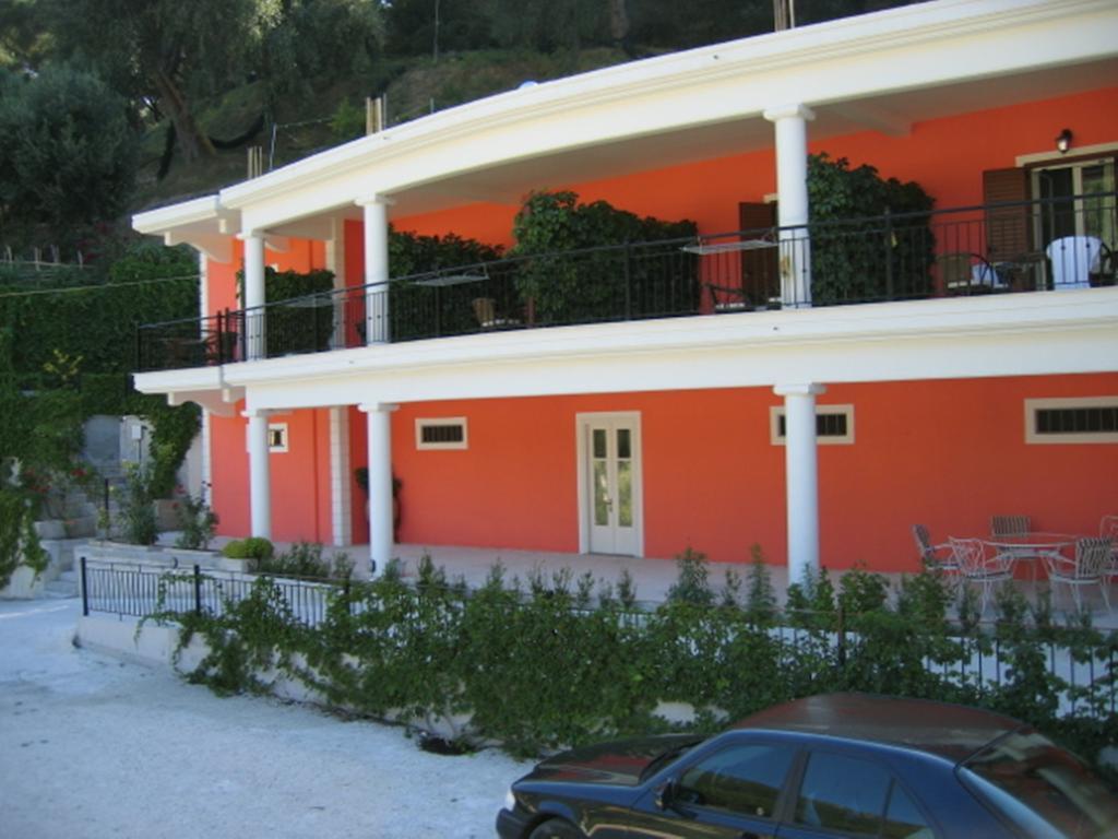 Nikas Villa Orange Apartments  Parga Buitenkant foto